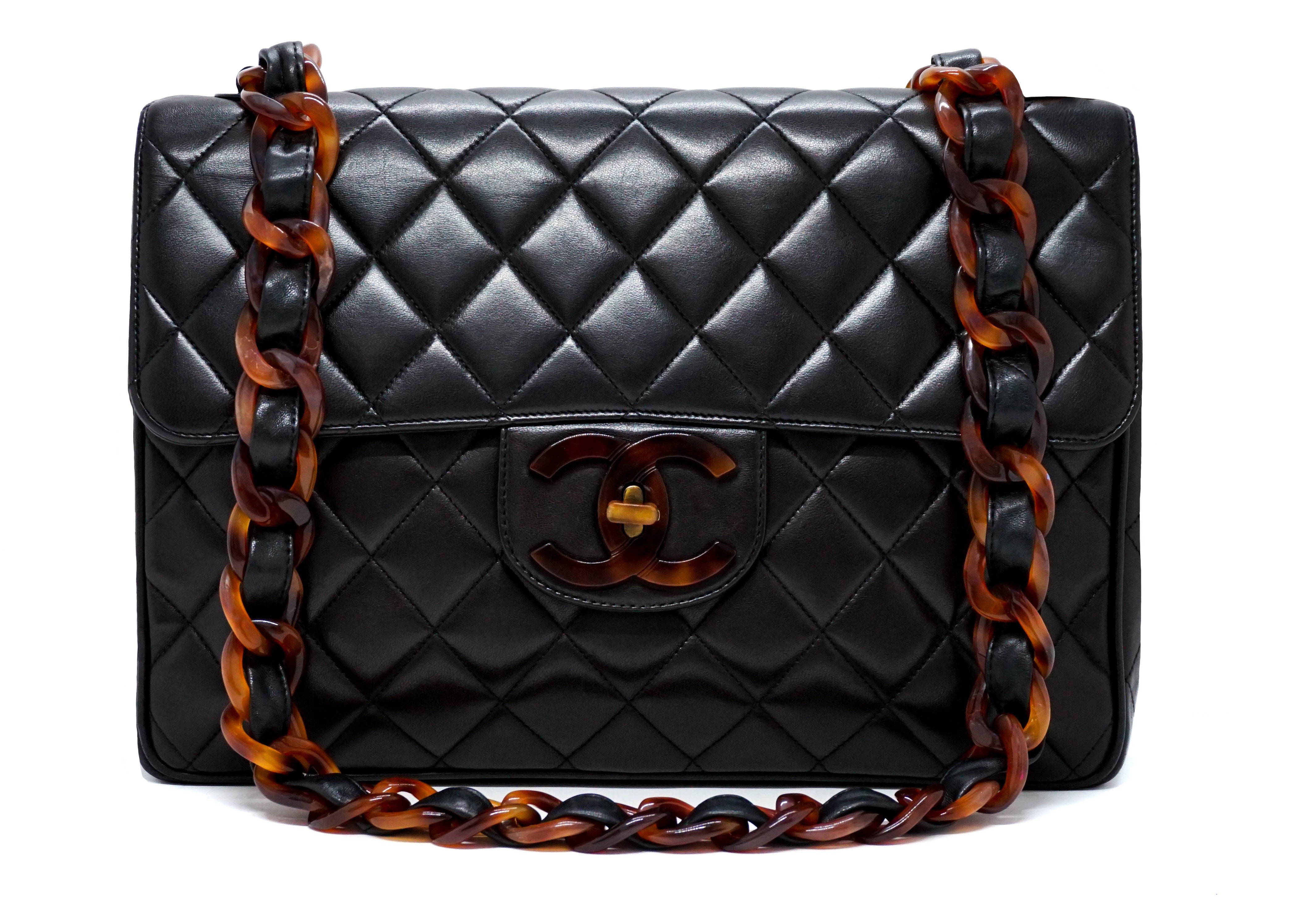 Bagvaskelse Utænkelig liberal Chanel Vintage Black Lambskin Rare Tortoise Single Flap Jumbo – Classic  Coco Authentic Vintage Luxury