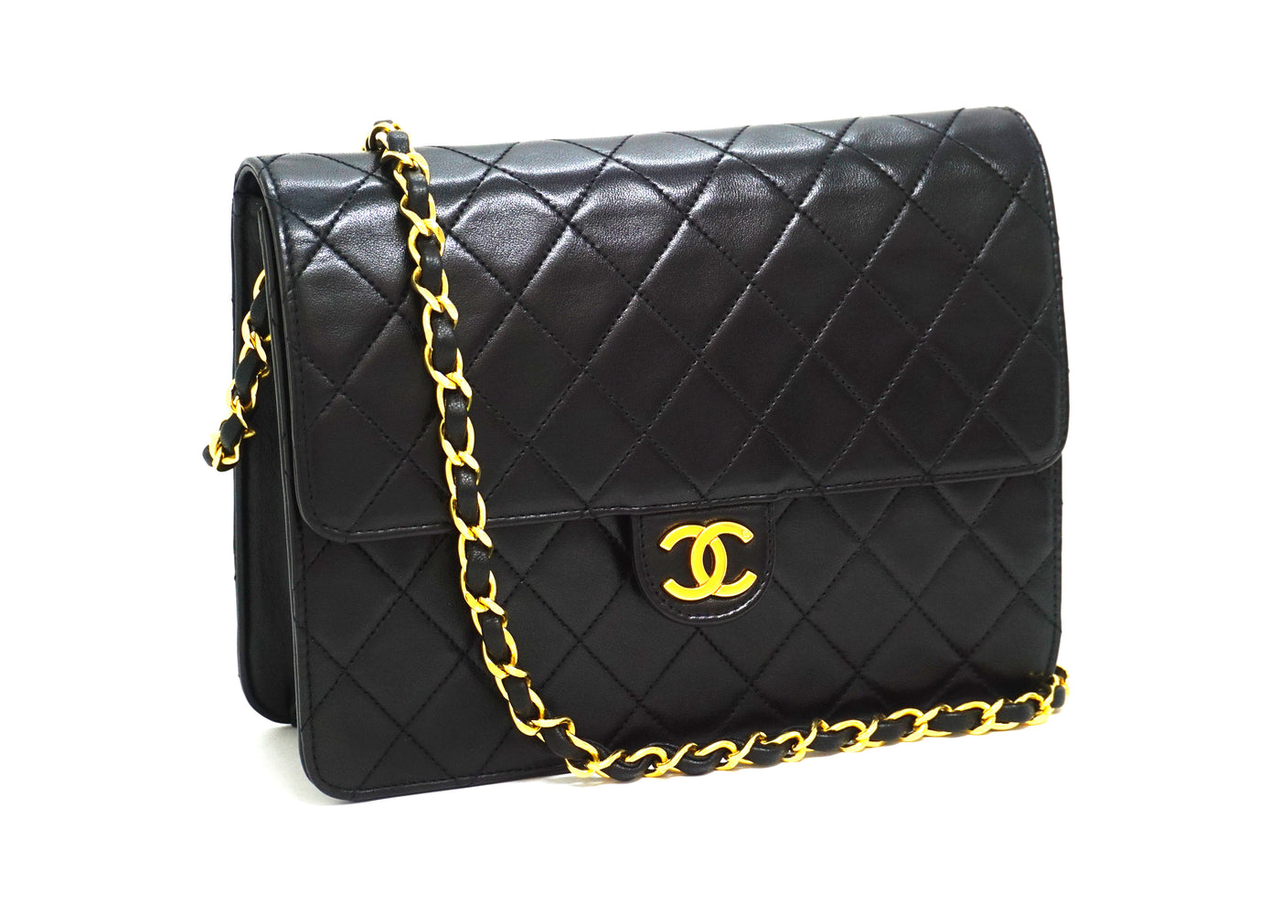 Just got the vintage Chanel classic flap with 24k gold hardware of