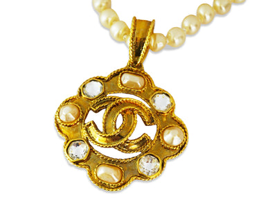 Chanel Vintage Rare Pearl & Logo Medallion Pendant Necklace