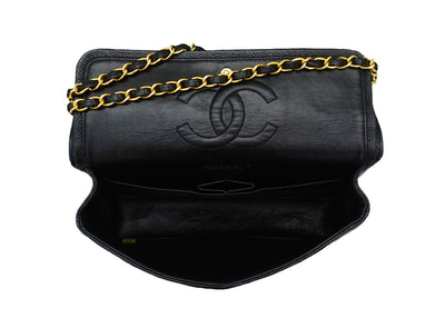 Chanel Vintage Black Caviar Medium Classic Double Flap
