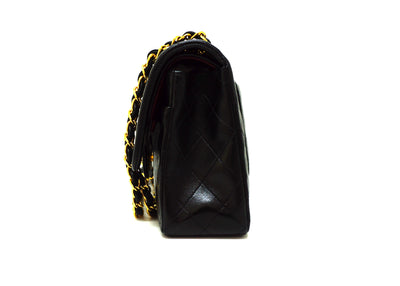 Chanel Vintage Black Lambskin Medium Classic Double Flap