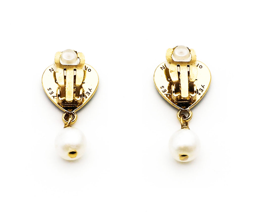 ★関税込★VINTAGE HOLLYWOOD★Black n Pearl Heart Earring.s★ Chanel Heart Shaped CC Black Enamel, Faux Pearl, and Gold