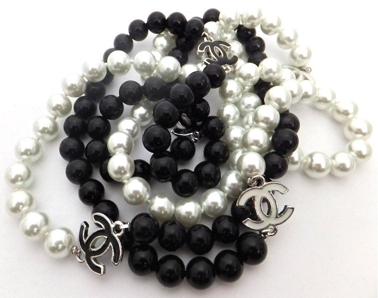 Chanel Chain Rare Vintage 90's Freshwater Pearl Black White Tweed