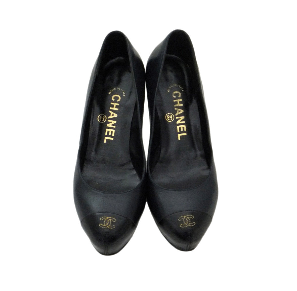 Authentic Chanel Classic Runway Pumps