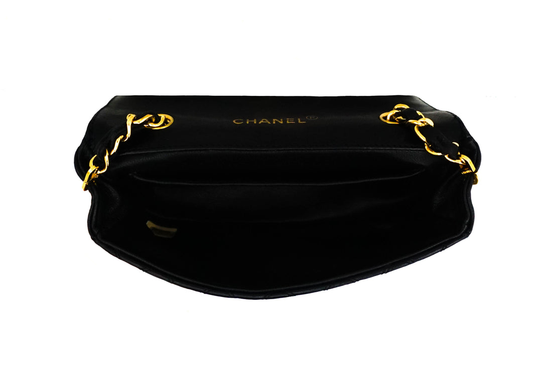 ☆☆BC-8201　正規品ヴィンテージ　シャネル　フェイク　レア　030325 Chanel Vintage Rare Black Lambskin XL CC Mini Flap Bag – Classic