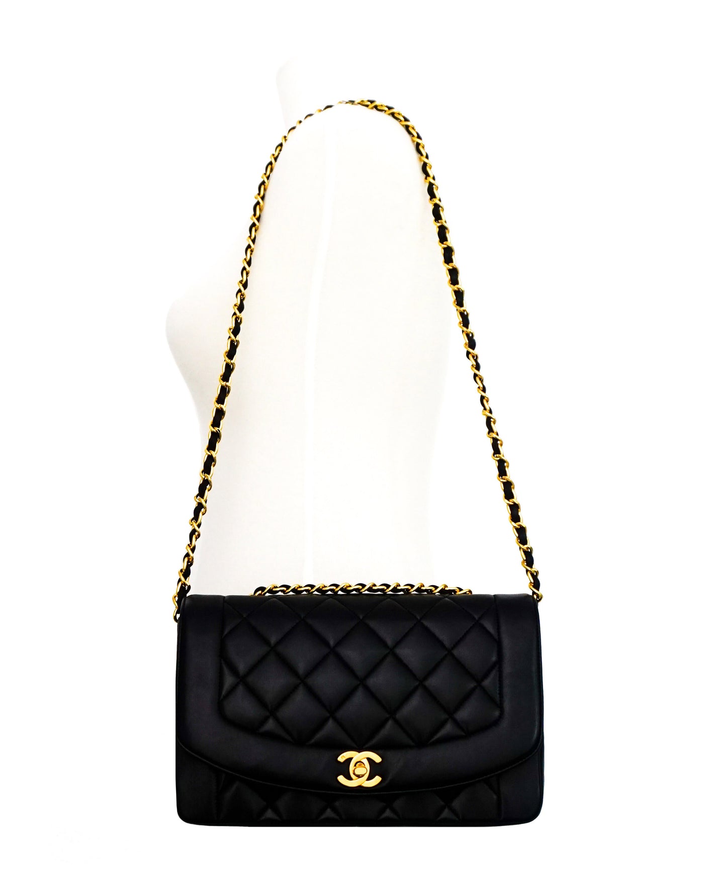 Chanel Vintage Black Lambskin Medium Diana Flap Bag – Classic Coco