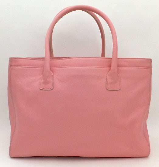 Authentic Chanel Cerf Executive Pink Caviar Tote – Classic Coco Authentic  Vintage Luxury