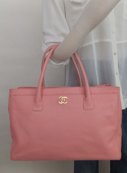 ​CHANEL CC PINK CAVIAR LEATHER EXECUTIVE TOTE