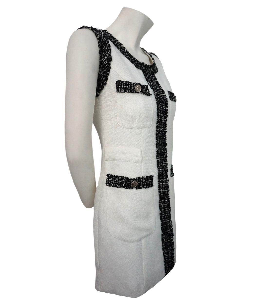 Chanel Classic Black & White Boucle Tweed Runway Dress – Classic Coco Authentic Vintage Luxury