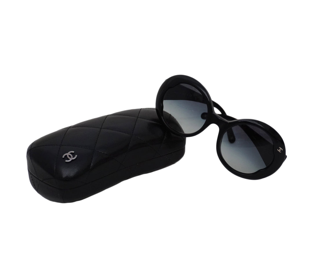 CHANEL classic Jackie-O sunglasses Chanel oval Jackie O style sunglasses black - www  main image 4