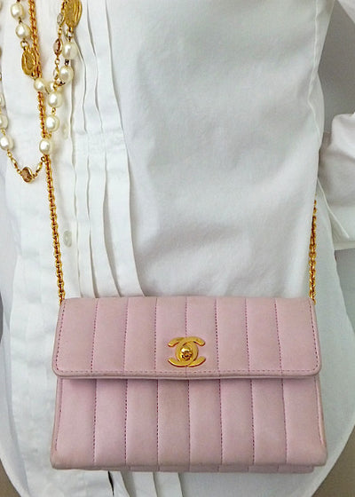 Authentic Chanel Vintage Mini Light Pink 2.55 Flapover