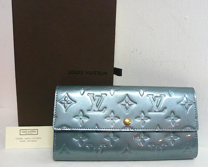 Authentic NEW in Box Louis Vuitton Sarah Vernis Blue Wallet
