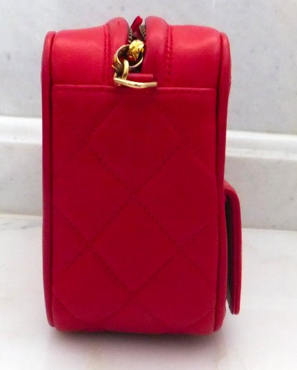 Authentic Chanel Vintage Red Quilted Camera Hbag